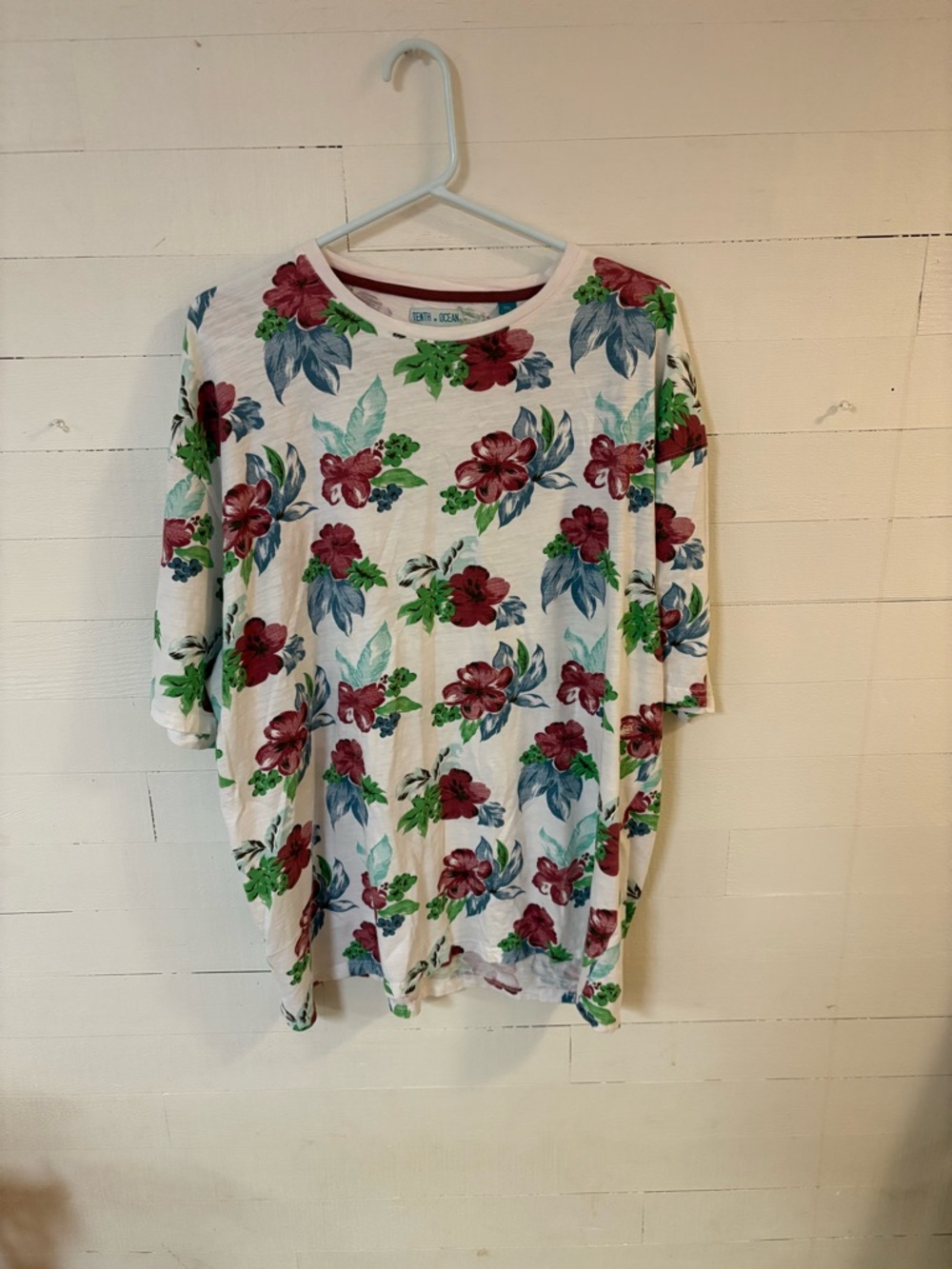 Tenth + Ocean Floral Top 2XL Short Sleeve Cotton Lightweight Shirt